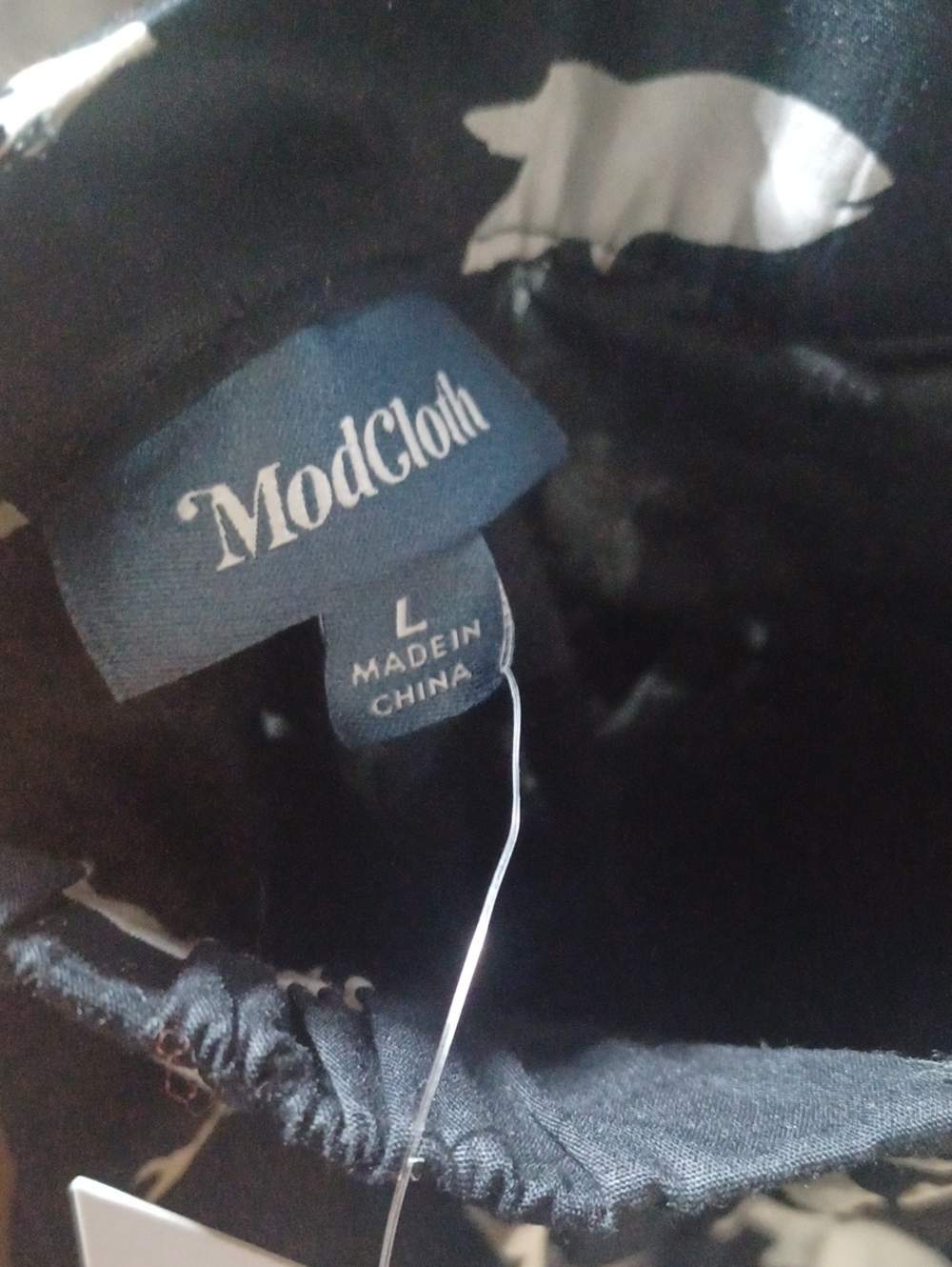Modcloth Black Skirt with White Abstract Fish Print - Picture 3 of 4